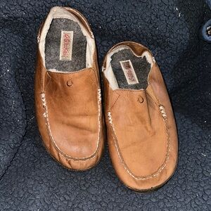 OluKai Moloa Brown Leather Slip-On Loafers Mens Size 10 Sheepskin Lined